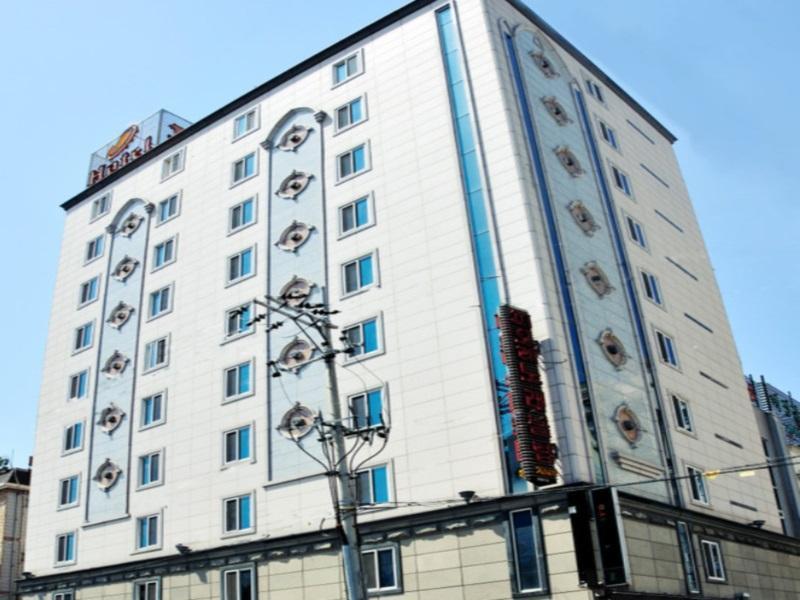Fiore Hotel Gumi Exteriér fotografie